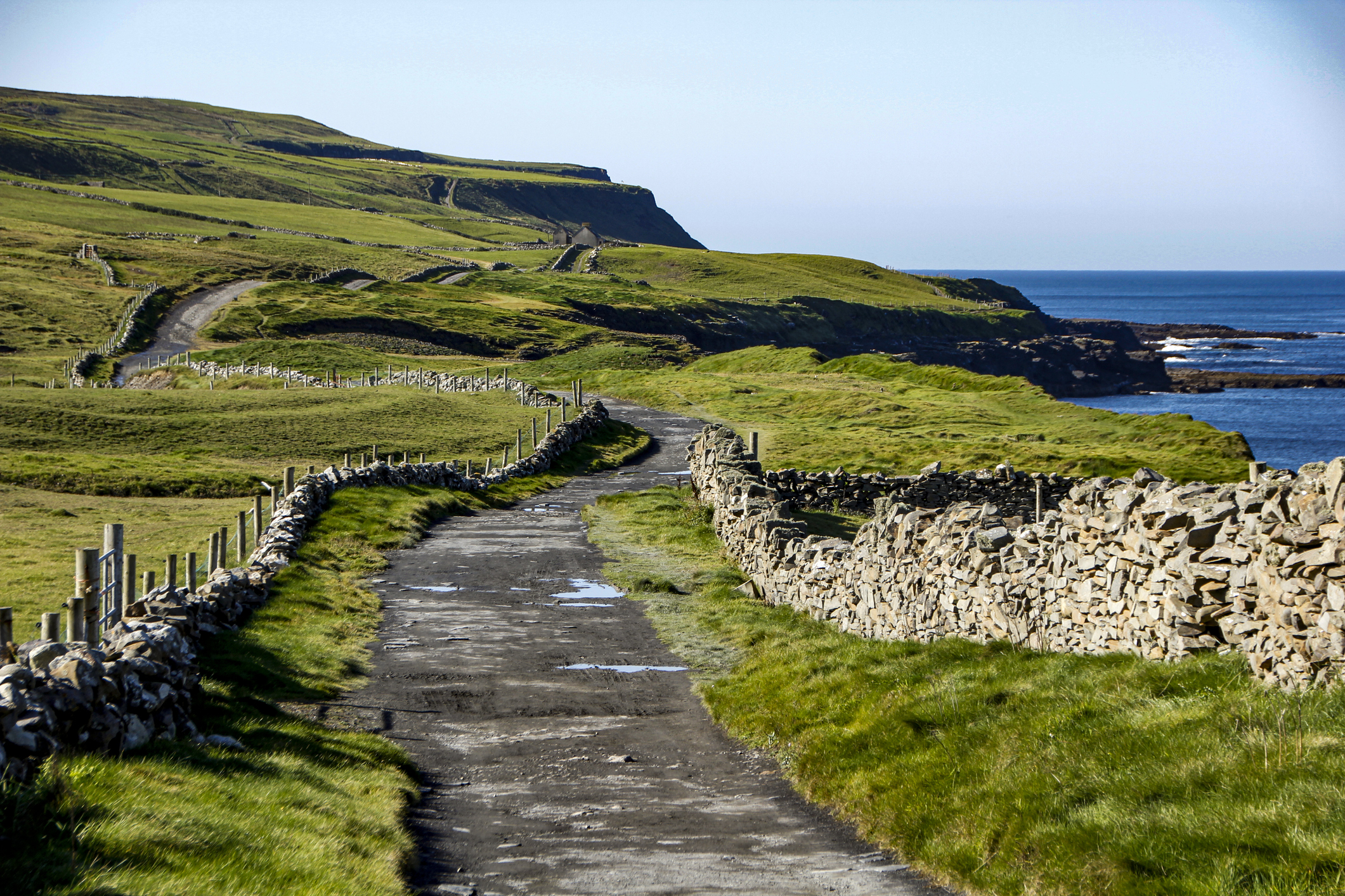 IRELAND CLIFF CLIFF